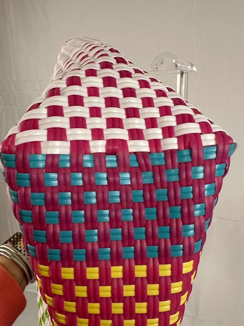 Lilly Pulitzer Summer Beach Woven Tote Bag. - Picture 5 of 6